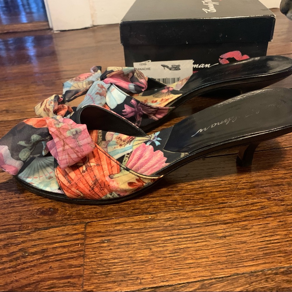 Beverly Feldman Panache Fan Mule, size 9 - Picture 4 of 9